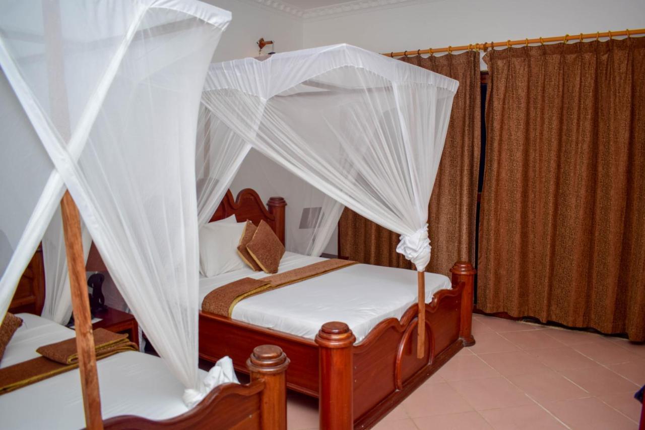 Amaan Ocean Hotel Kihinani Bububu Екстериор снимка
